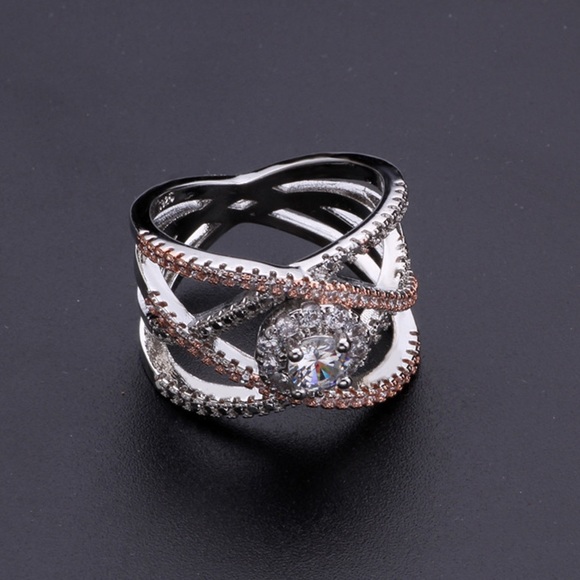 New Rose Gold 925 Sterling Silver Cross Zircon Ring - Picture 4 of 6